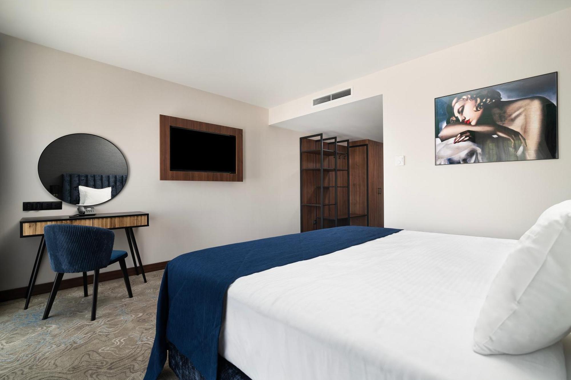 Focus Hotel Premium Lublin Exteriör bild